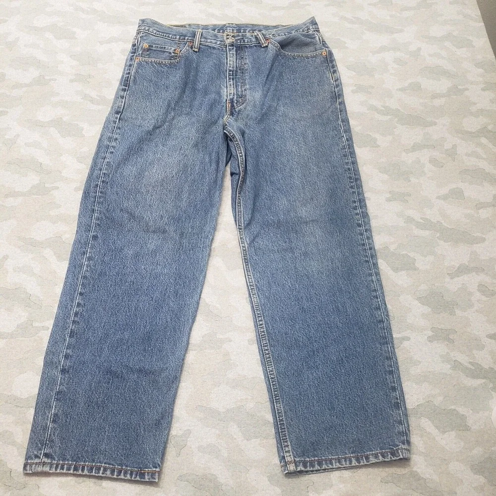 Levi's 505 Jeans Men's 36x30 Blue Straight Leg Denim Medium Wash
